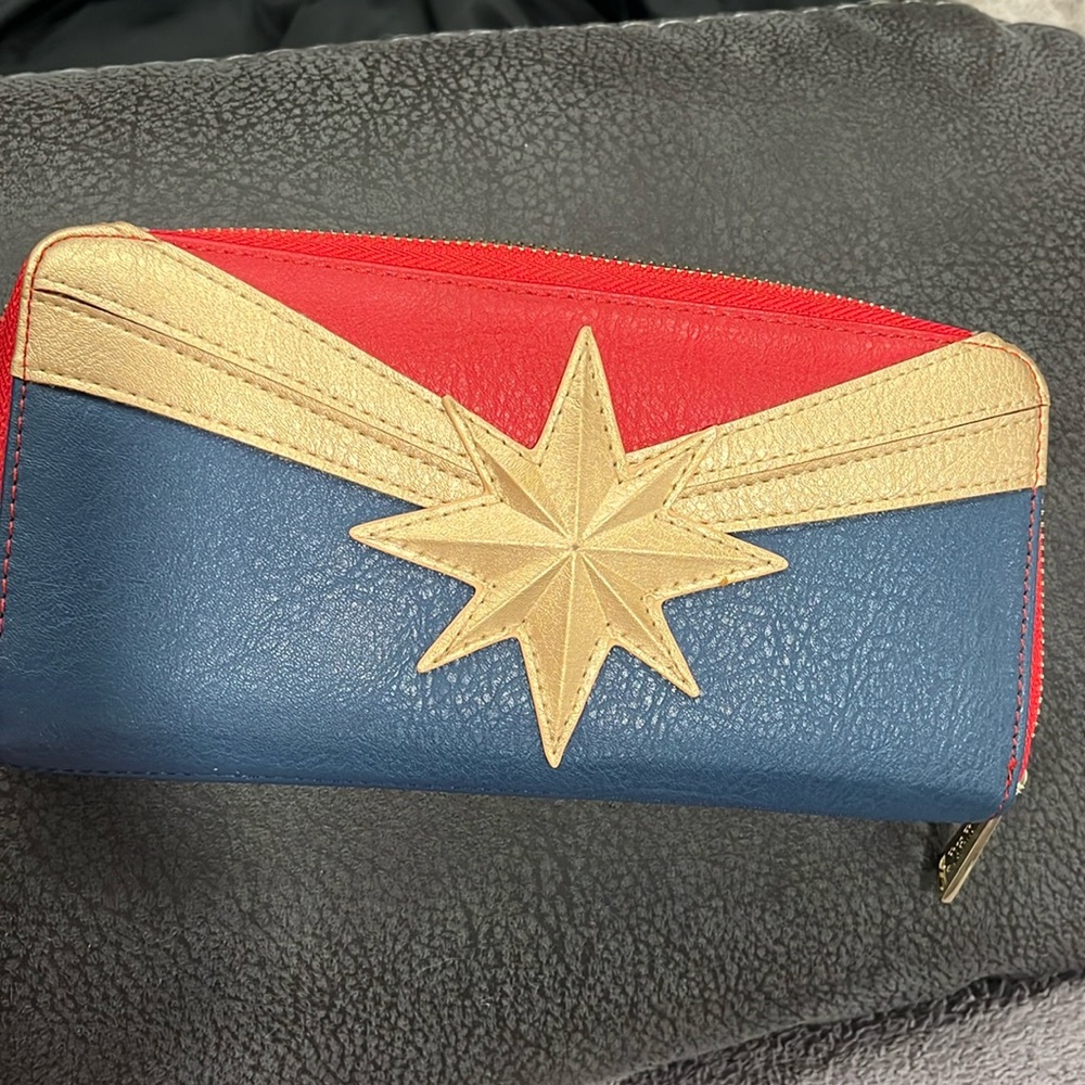 Loungefly Marvel “Captain Marvel” clutch
